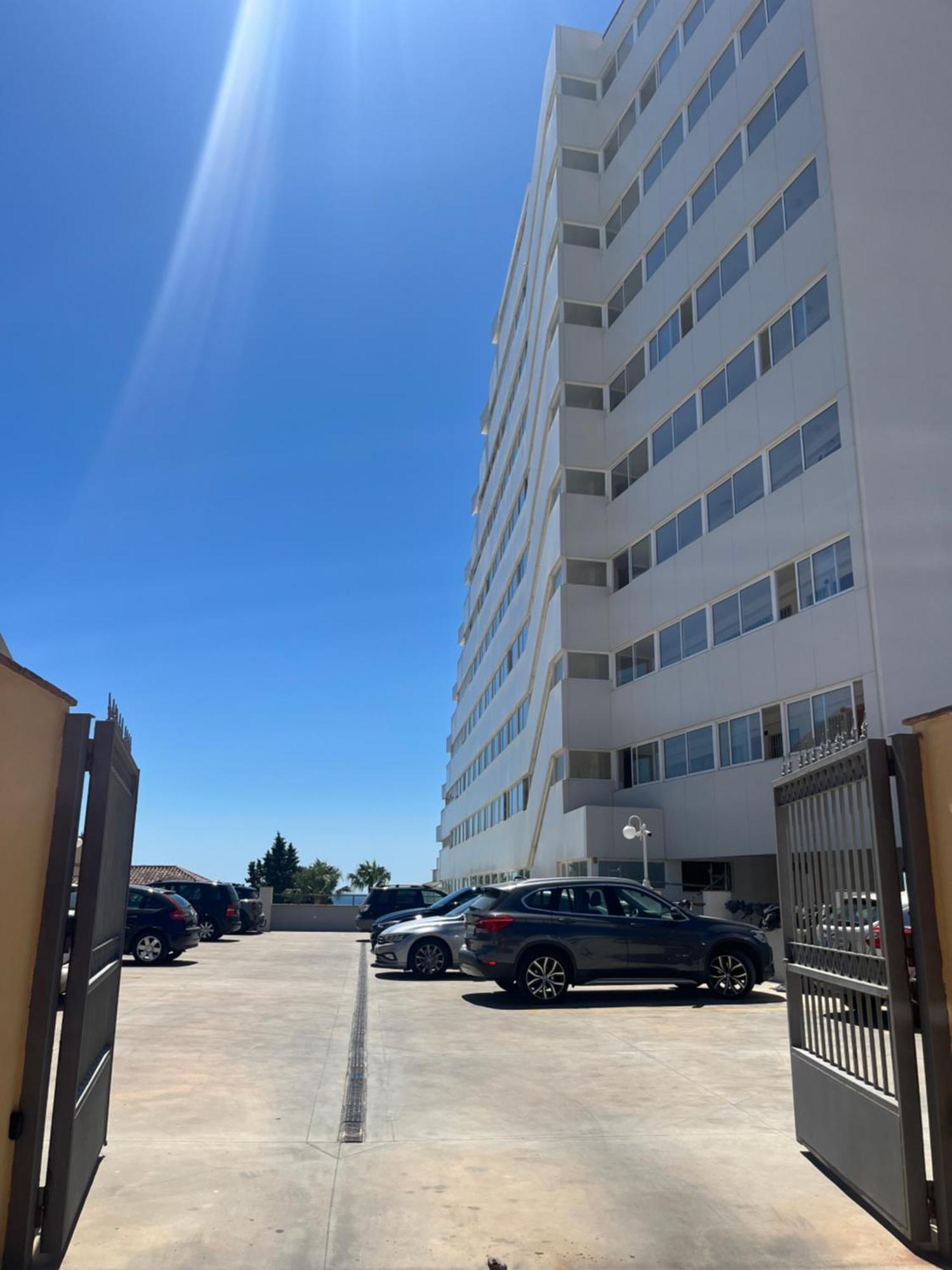 Luxury Frontline With Sea View Apartment