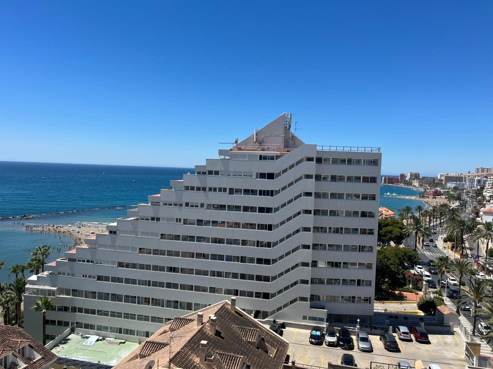 Luxury Frontline With Sea View Apartment *