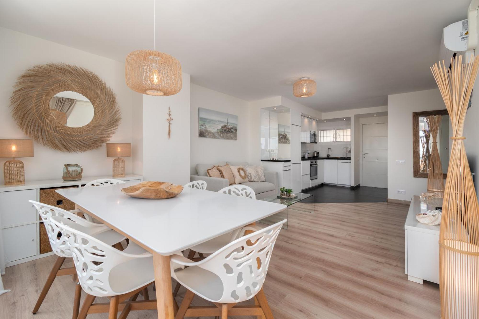 Apartment Luxury Frontline With Sea View